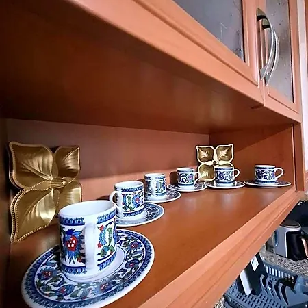 1ege Ueniversitesi Ve Hastanesine Cok Yakin Aileye Apartment Izmir