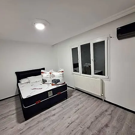 1ege Ueniversitesi Ve Hastanesine Cok Yakin Aileye Apartment *